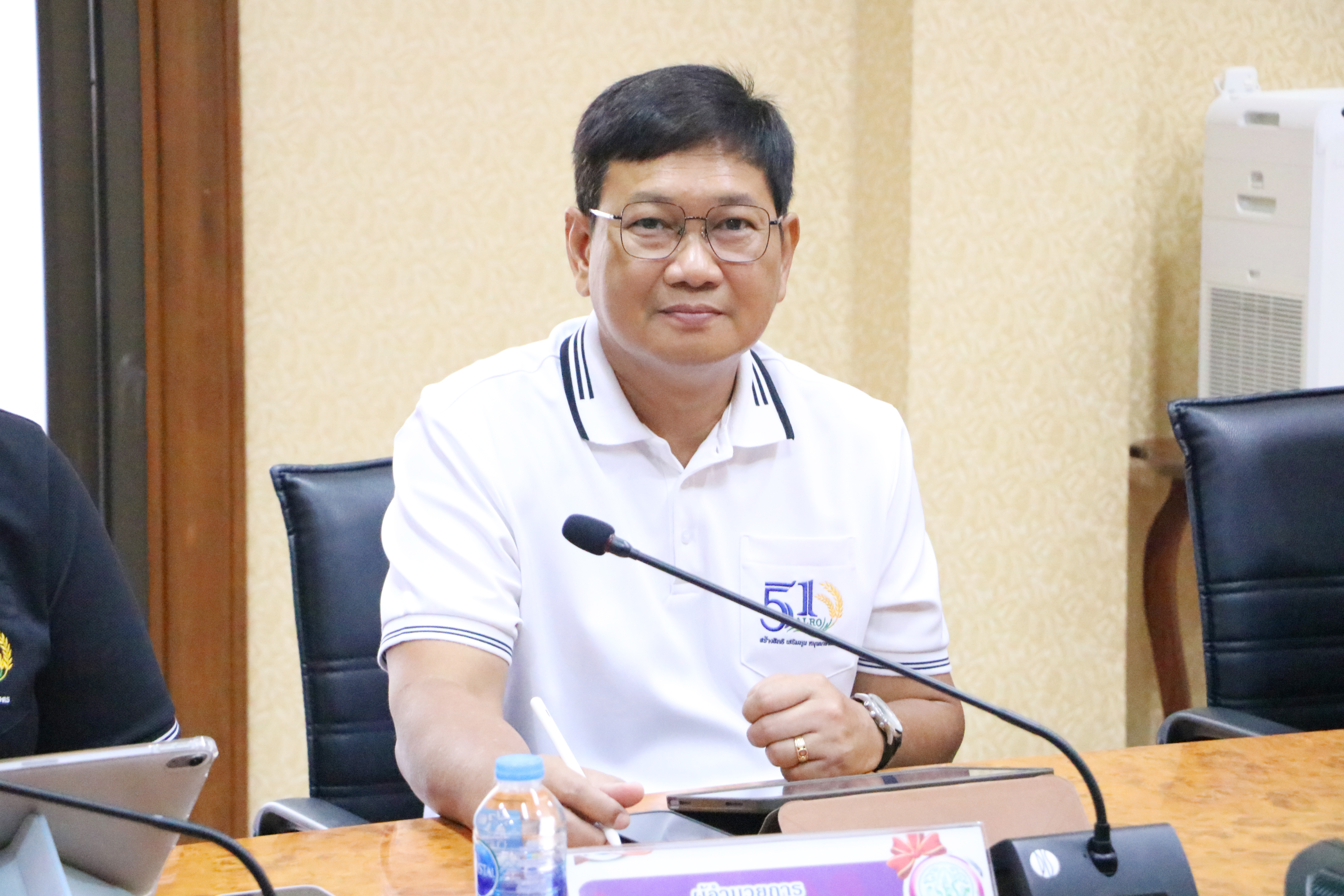 title - ส.ป.ก. ประชุมคณะกรรมการพิจารณาการขอพระราชทานเครื่องราชอิสริยาภรณ์ อันเป็นที่เชิดชูยิ่งช้างเผือก เครื่องราชอิสริยาภรณ์อันมีเกียรติยิ่งมงกุฎไทย และเหรียญจักรพรรดิมาลา ครั้งที่ 2/2569